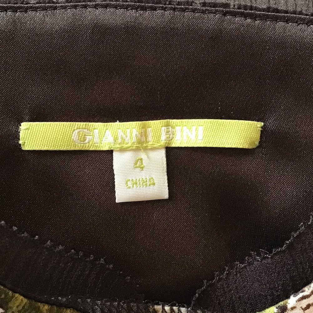 Gianni Bini Blouse - Picture 7 of 7